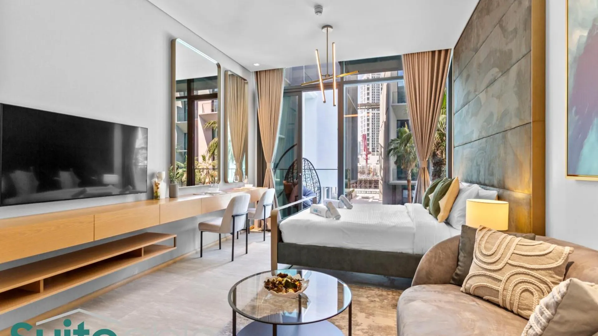 Vibrant & Exclusive Pool View Studio In Autograph Dubai
