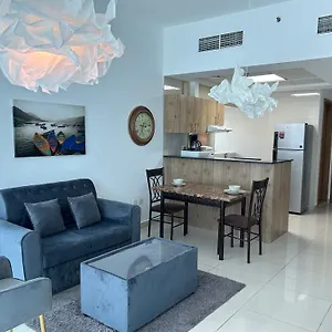  Апартаменты Golden Vacation Homes Continental Tower Marina
