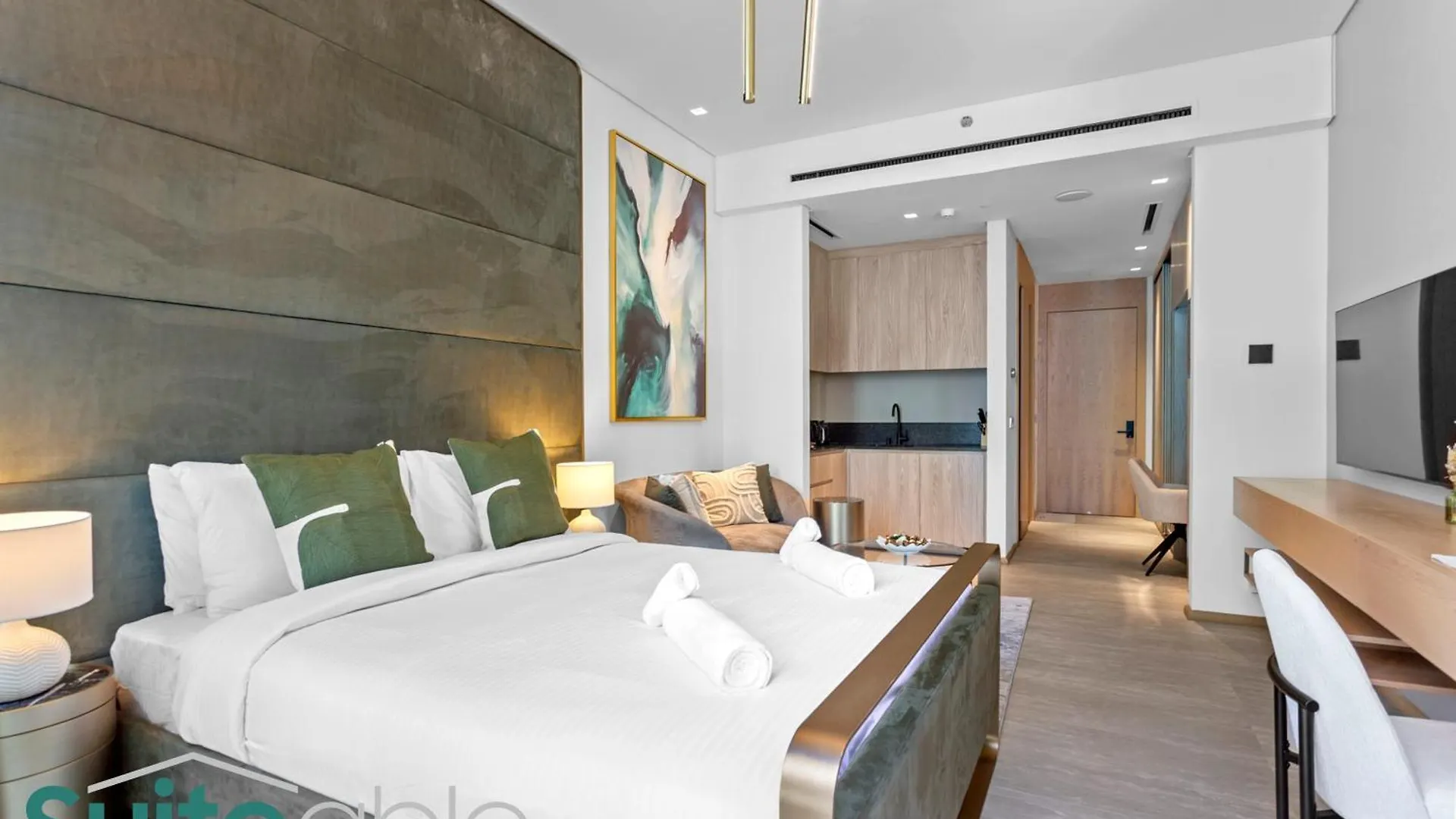 Vibrant & Exclusive Pool View Studio In Autograph Dubai United Arab Emirates