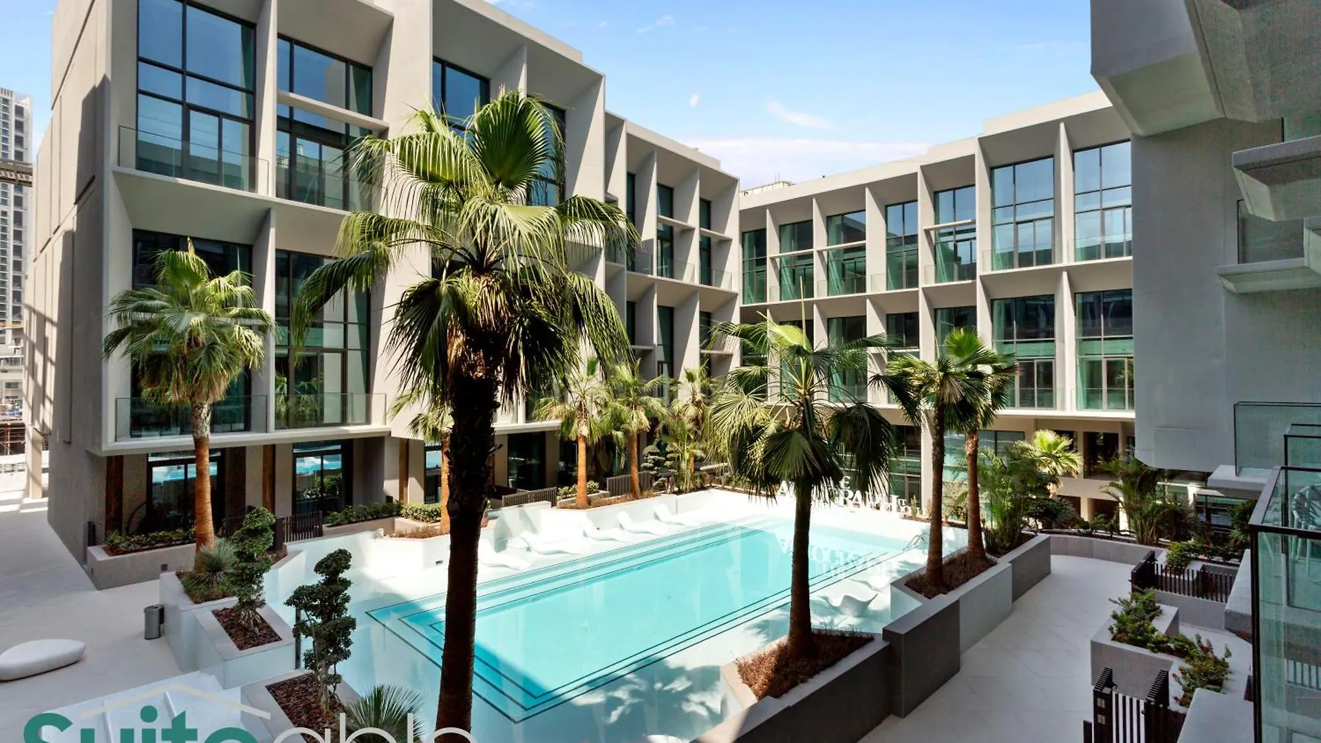 Vibrant & Exclusive Pool View Studio In Autograph Dubai Apartment