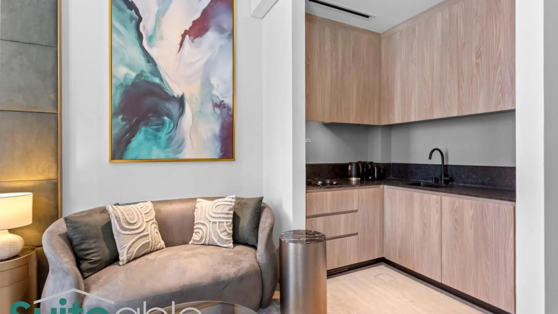 Vibrant & Exclusive Pool View Studio In Autograph Dubai 0*,